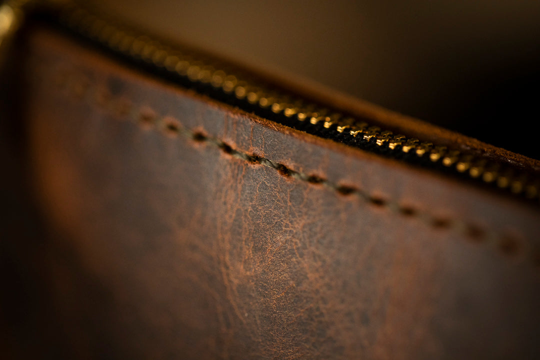 LEATHER CLUTCH - Small