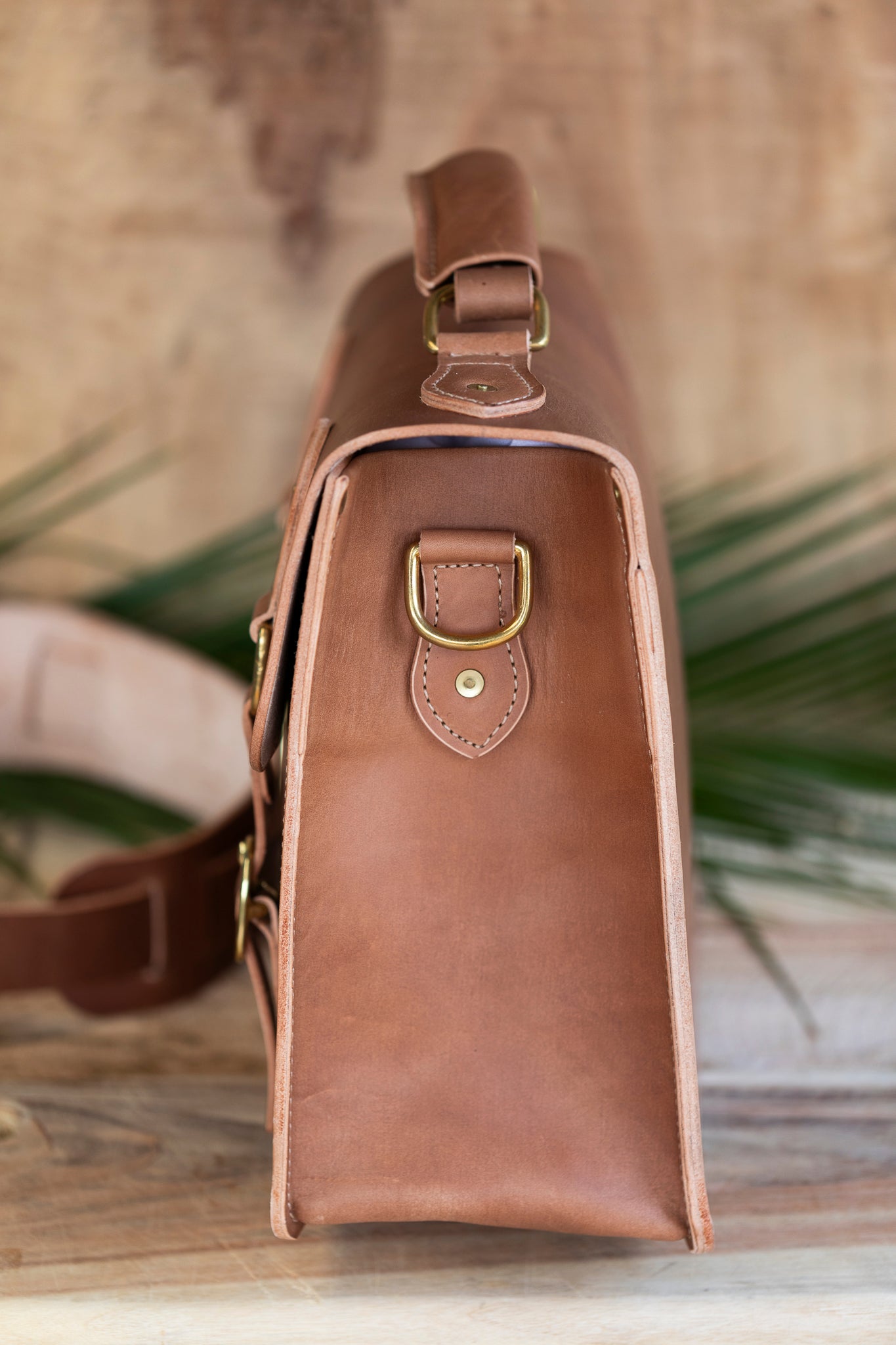LEATHER BRIEFCASE