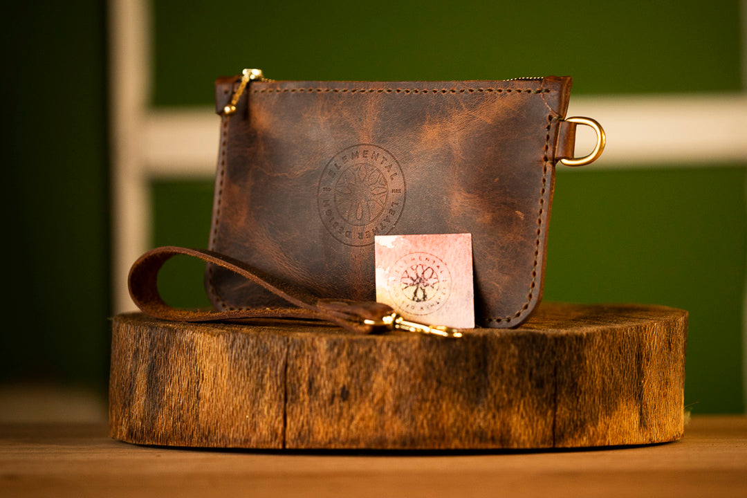 LEATHER CLUTCH - Small